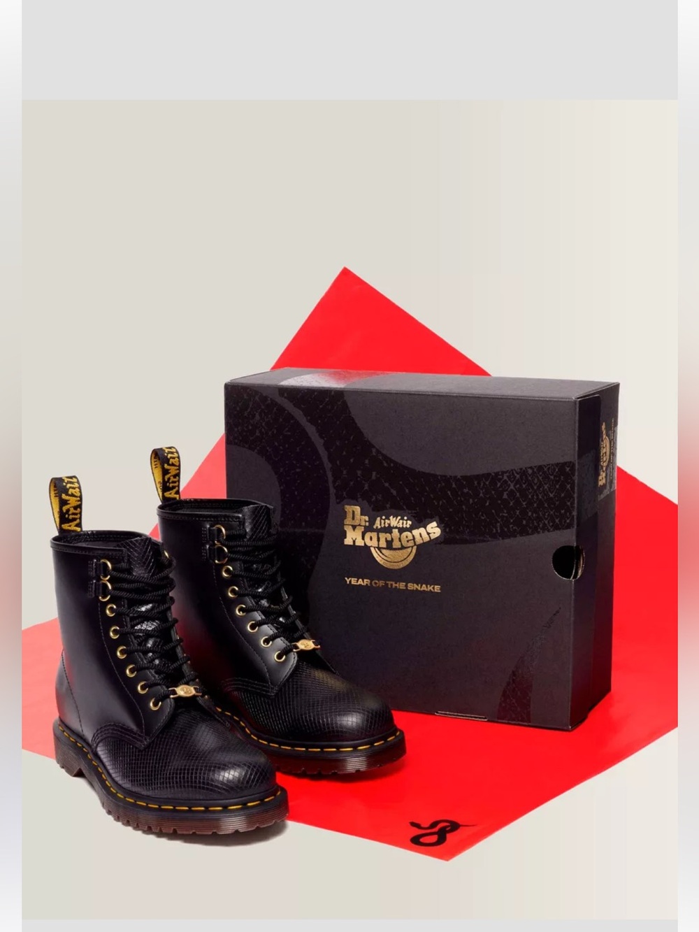 NWT Dr. Martens 1460 Year of the Snake Leather Lace Up Boots Black/ Red Sz 9
